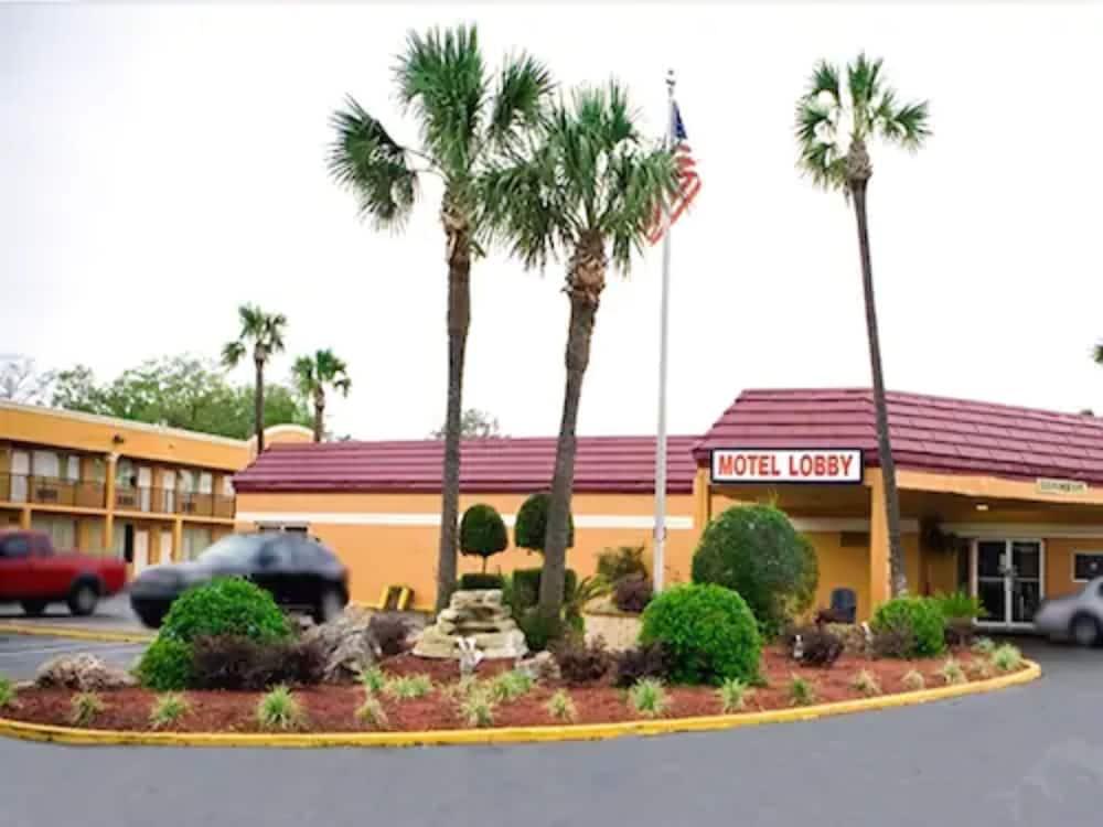 Scottish Inn Downtown Jacksonville Exterior photo